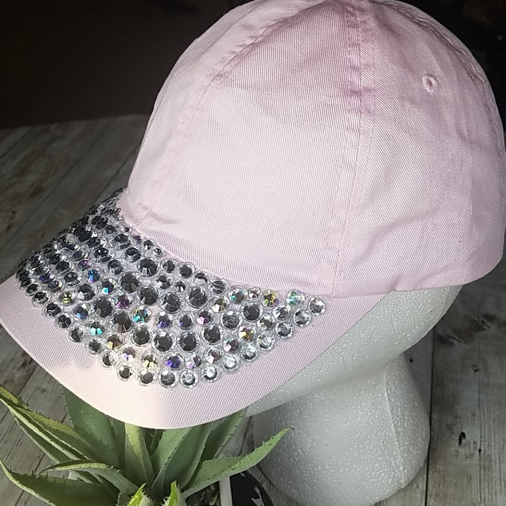 Fashion cap, pink cap with jewels on bib. - Picture 3 of 5